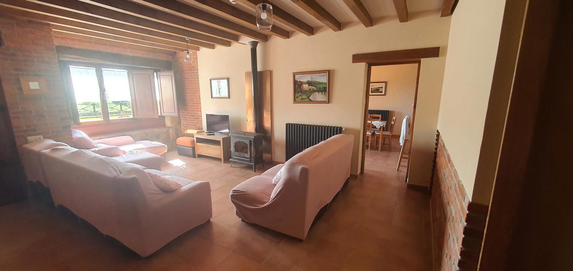 Fuente De Gueelo Guest House San Bartolome de Meruelo Exterior photo